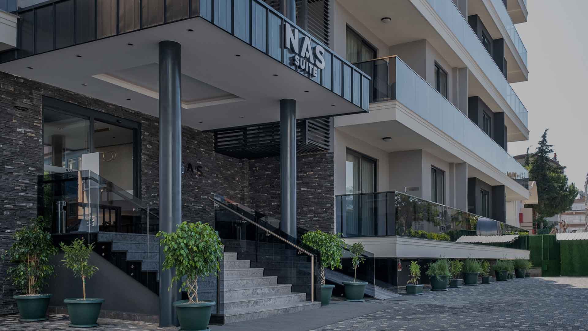 Nas Suite Hotel